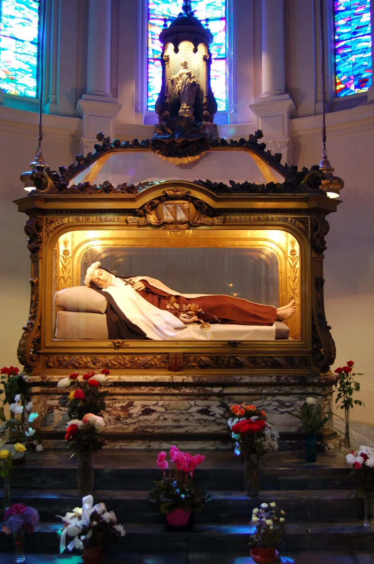 Peregrinación al Santuario de Santa Teresita de Lisieux con la Basílica de la mare de Déu de la Mercè