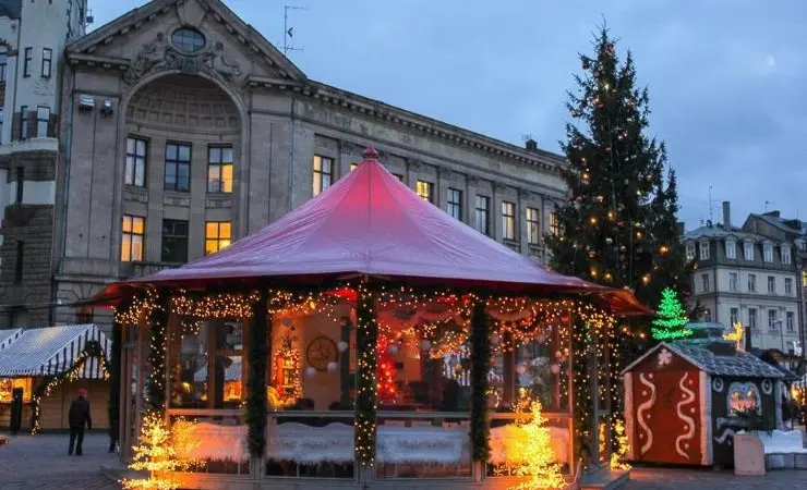 llums-nadal-riga-02.webp